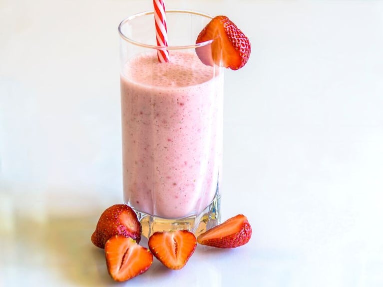 probiotic strawberry smoothie