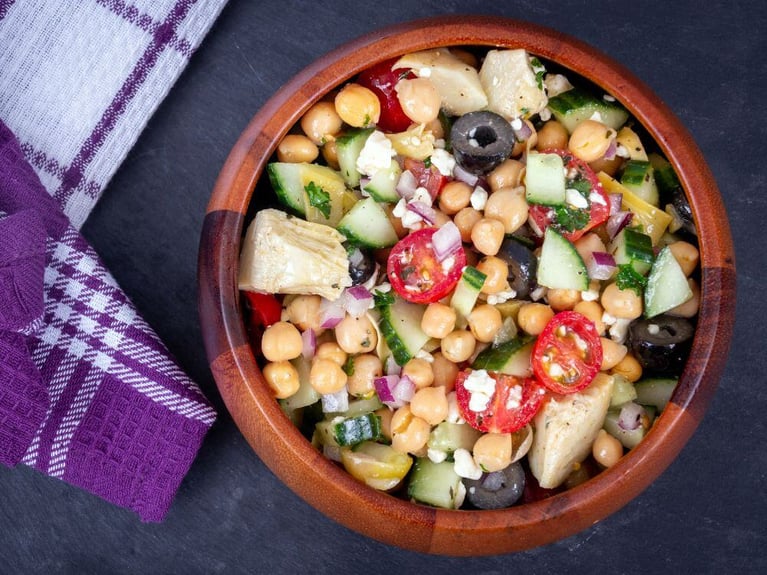 mediterranean chickpea bowl