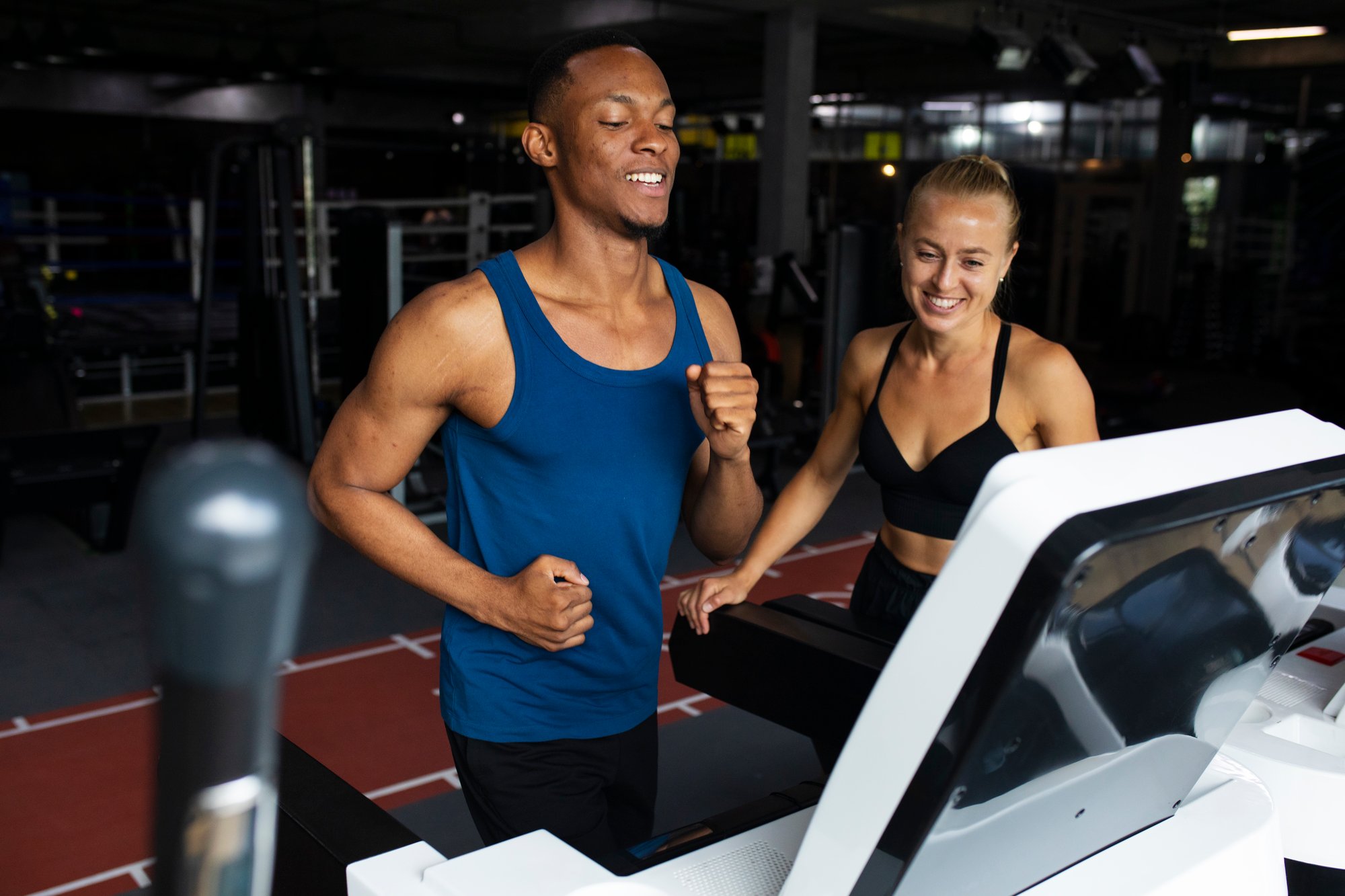 side-view-smiley-people-training-gym